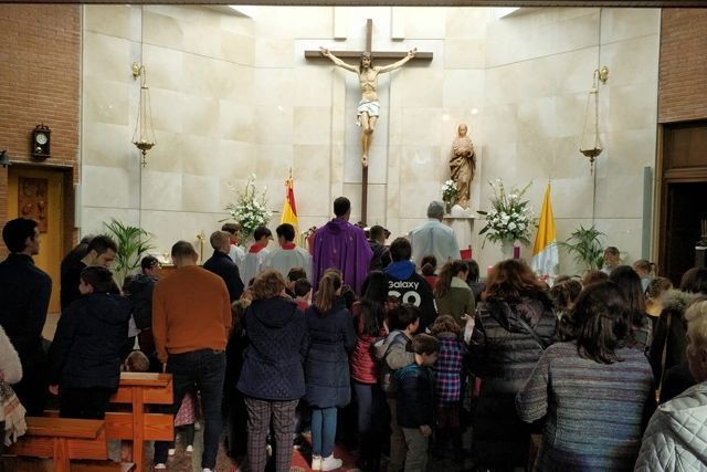 Bendición del niño Jesús. Parroquia Santa Maria de la Dehesa