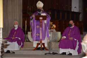 Misa funeral por el eterno descanso del arzobispo castrense en Gran Canaria