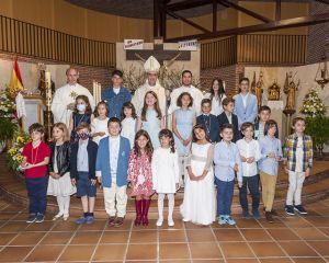 El Arzobispo Castrense administra el Sacramento de la Confirmación en la Parroquia Castrense Lorero de Alcalá de Henares