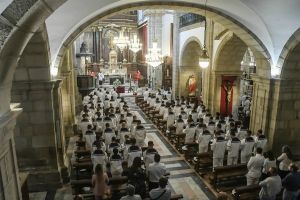 BAUTISMOS, PRIMERAS COMUNIONES Y CONFIRMACIONES DE ALUMNOS DE LA ENSEÑANZA MILITAR DE FORMACIÓN DE LAS ESCUELAS DE LA ARMADA EN FERROL.