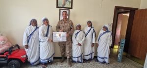 ENTREGA DONATIVO CÁRITAS PARROQUIAL CASTRENSE GUARDIA CIVIL A LAS MISIONERAS DE LA CARIDAD DE BAGDAD (IRAK)