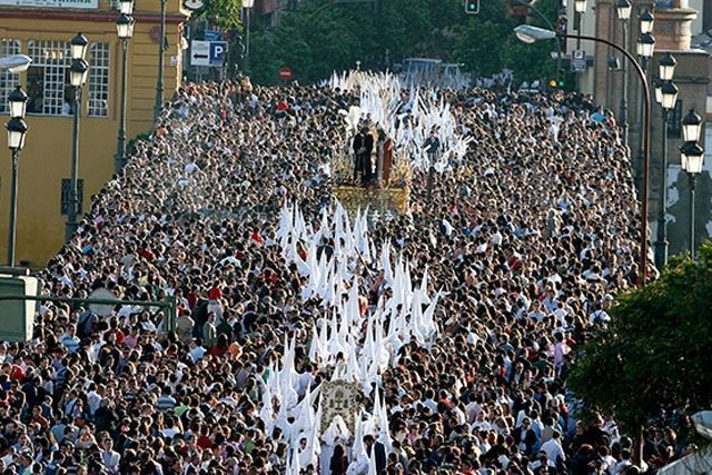 Apuntes para la vida: El Catolicismo Popular