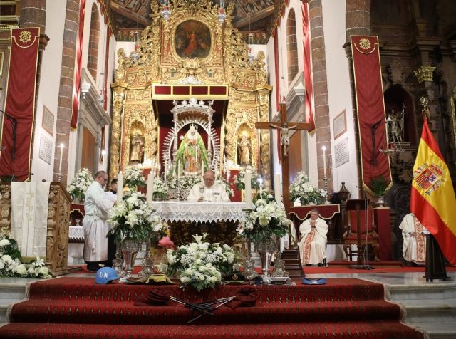 La comunidad castrense de Tenerife, unida para honrar a la Virgen de Candelaria