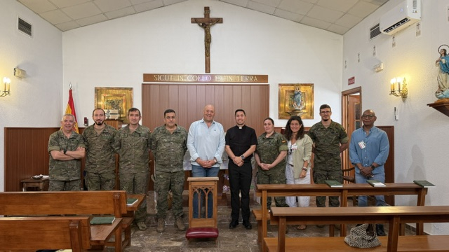 Voluntarios de la Base Coronel Mate ultiman los preparativos para la visita del Papa