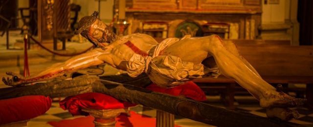 VENERAR A CRISTO CRUCIFICADO: PUNTO DE PARTIDA DE LA VIVENCIA CUARESMAL DE LOS JÓVENES DEL ARZOBISPADO CASTRENSE.