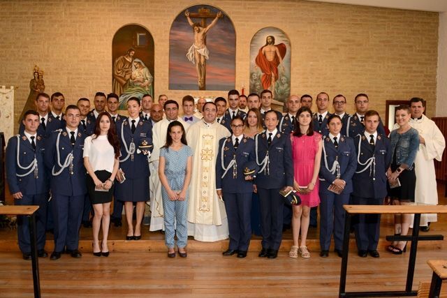 Confirmaciones en la Academia Básica del Aire de La Virgen del Camino (León)