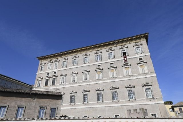 PAPA FRANCISCO ÁNGELUS Plaza de San Pedro Domingo, 24 de octubre de 2021