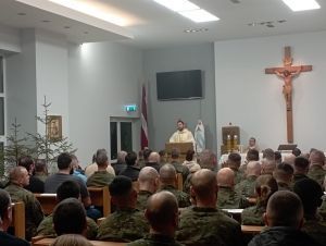 Navidad en Adazi, Letonia. Misa de Gallo Internacional.