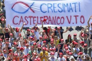 PAPA FRANCISCO ÁNGELUS Plaza de San Pedro Domingo, 12 de junio de 2022