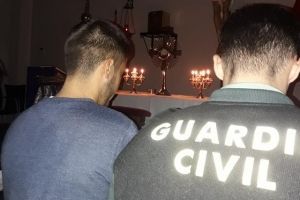 ORACIÓN DE ALUMNOS DE LA ACADEMIA DE OFICIALES DE LA GUARDIA CIVIL