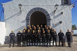 La UME de Tenerife continua con su tradicional marcha a la ermita de Machado