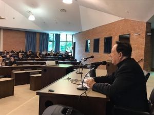 El Arzobispo Castrense de España y el Vicario General participan en los cursos de formación del clero que asiste a las Fuerzas Armadas de Argentina