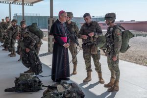 El Arzobispo Castrense de España realiza su primera visita pastoral a la Brigada “Almogávares VI” de Paracaidistas