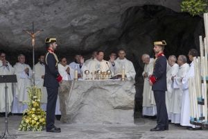 Apuntes para la vida: Milicia y Cultura de la Paz