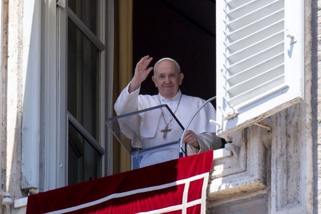Ángelus: “Depende de nosotros cómo acoger la Palabra de Dios”
