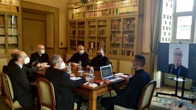 Reunión del equipo de gobierno del Arzobispado bajo la presidencia del Ordinario Castrense