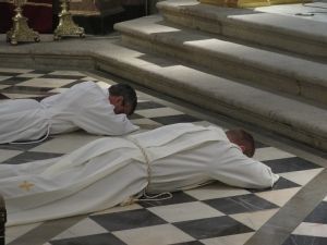 Dos seminaristas castrenses ordenados diáconos