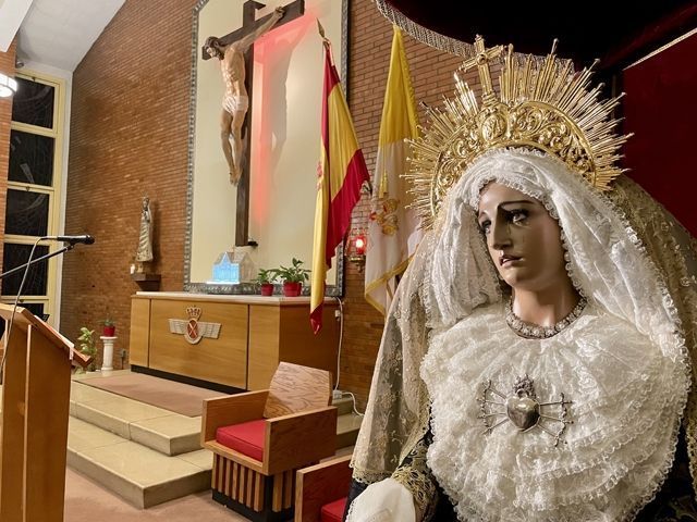 La Hermandad de la Vera Cruz de Torrejón Visita la Base Aérea