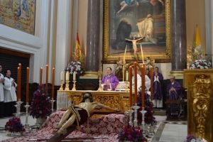 Traslado del Cristo de los Alabarderos.