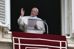 PAPA FRANCISCO ÁNGELUS Plaza de San Pedro Domingo, 20 de junio de 2021