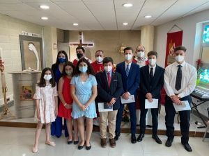 Gran día de Pentecostés en Nápoles - Confirmaciones en la Comunidad Española