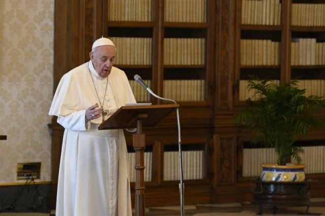 ÁNGELUS Biblioteca del Palacio Apostólico Domingo, 21 de marzo de 2021