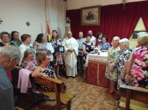 Granada. Las Damas de Loreto entregan su donativo a Cáritas Castrense