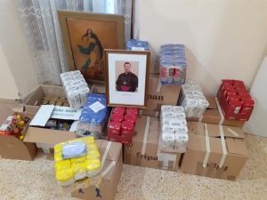 Entrega de Alimentos a “El Refugio” de Zaragoza por parte de Cáritas Castrense