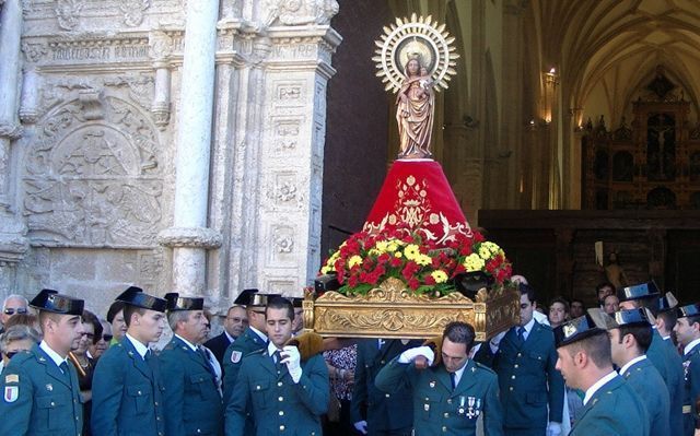 Elogio cristiano a la Guardia Civil