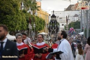 Un Corpus multitudinario pone fin a una completa semana eucarística