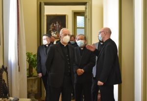 Visita del prefecto del Tribunal Supremo de la Signatura Apostólica y del Nuncio de Su Santidad en España al Arzobispado Castrense.