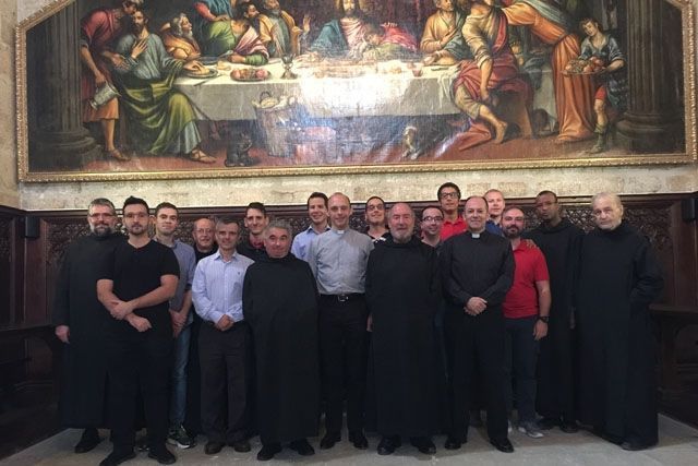 Ejercicios espirituales del “Seminario Castrense San Juan Pablo II”