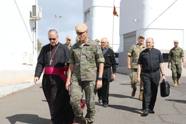 Primera visita pastoral del Arzobispo Castrense a la isla de Tenerife