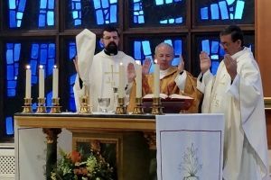 TRIDUO PASCUAL EN LA PARROQUIA DE LA ARMADA EN MADRID