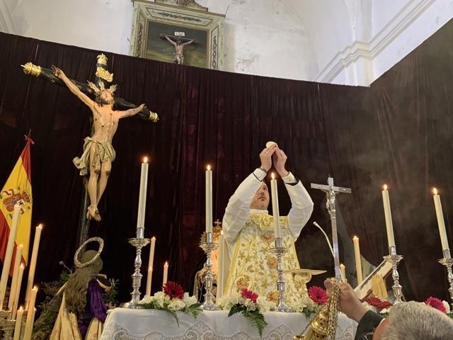 CELEBRACIÓN DE LA SEMANA SANTA EN LA CASTRENSE DE CÁDIZ