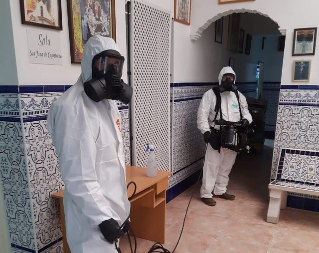 Desinfección de la Parroquia Vaticana y Castrense de San Francisco de Asís y de su Cáritas Parroquial