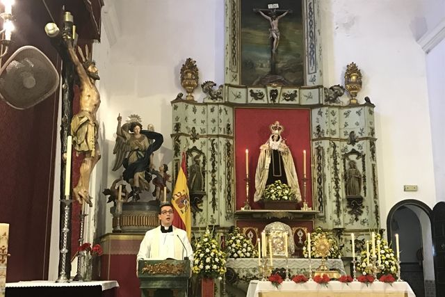 Triduo sacramental y procesión de impedidos