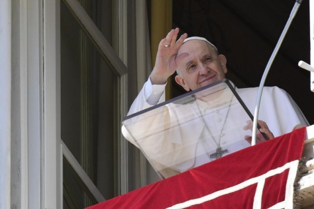 PAPA FRANCISCO ÁNGELUS Plaza de San Pedro Domingo, 13 de marzo de 2022