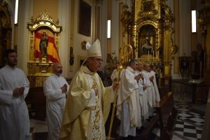 Los Capellanes Castrenses y los Reservistas Voluntarios, premios Sabino Fernández Campo de Defensa