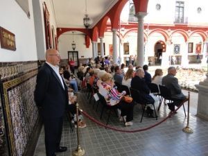 Desfile de moda flamenca a beneficio de Cáritas Parroquial Castrense de Granada