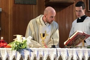 Primera Misa reverendo Jorge Amado Menéndez