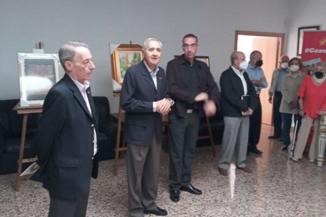 Inauguración de la exposición a beneficio Cáritas Castrense en la CPC de Santa María de la Dehesa