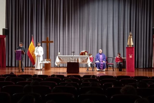 Imposición de la Ceniza en el Colegio Menor “Nuestra Señora de Loreto”
